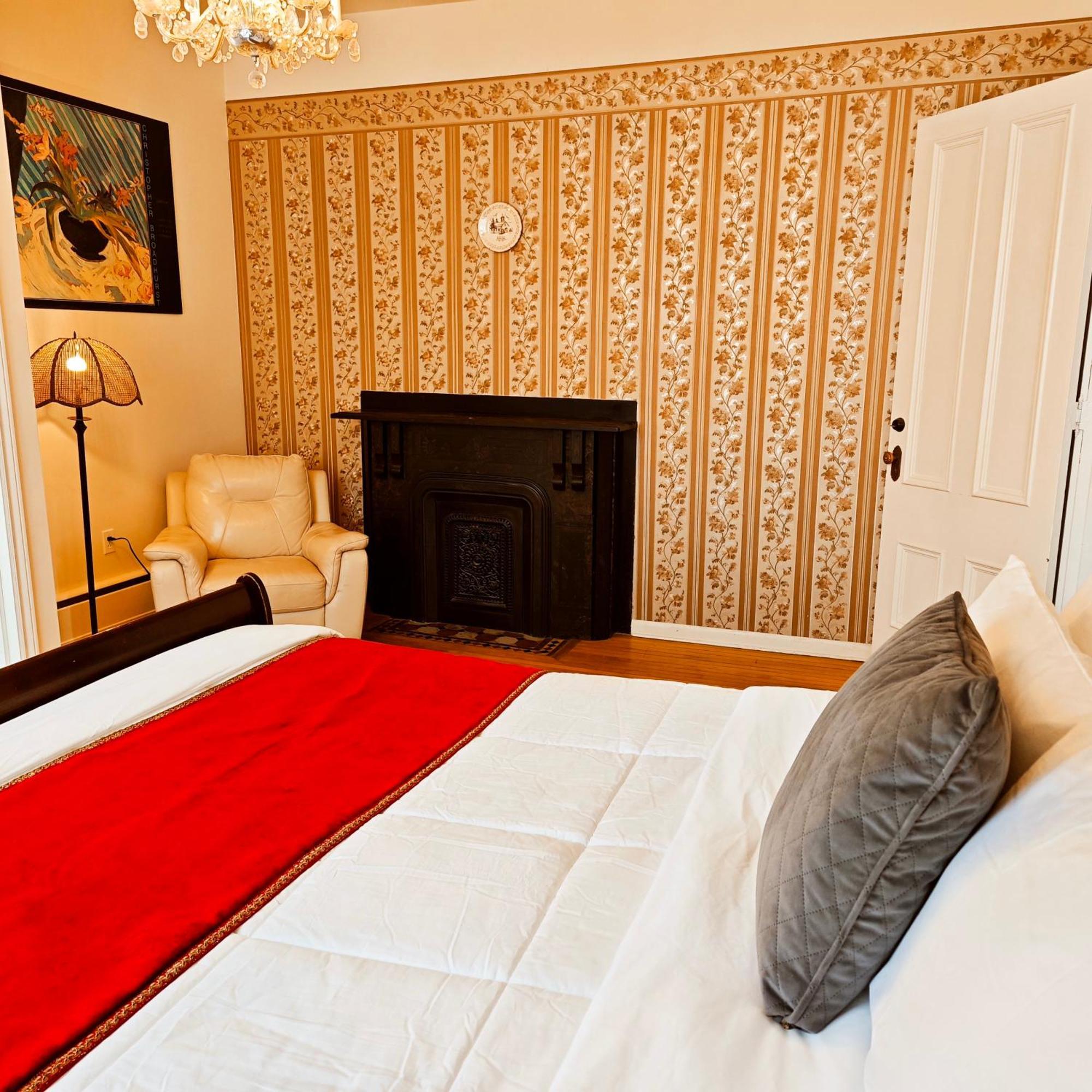 Andy'S Blue House Bed & Breakfast Charlottetown Eksteriør bilde